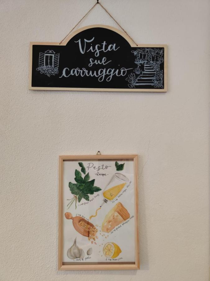 Vista Sul Carruggio, Centro Storico Di 基亚瓦里 外观 照片